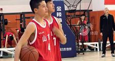 爱游戏体育-赛前体能课后，英格兰国家队战术微调备战CBA季后赛，态度坚定，身体对抗强度拉满的简单介绍