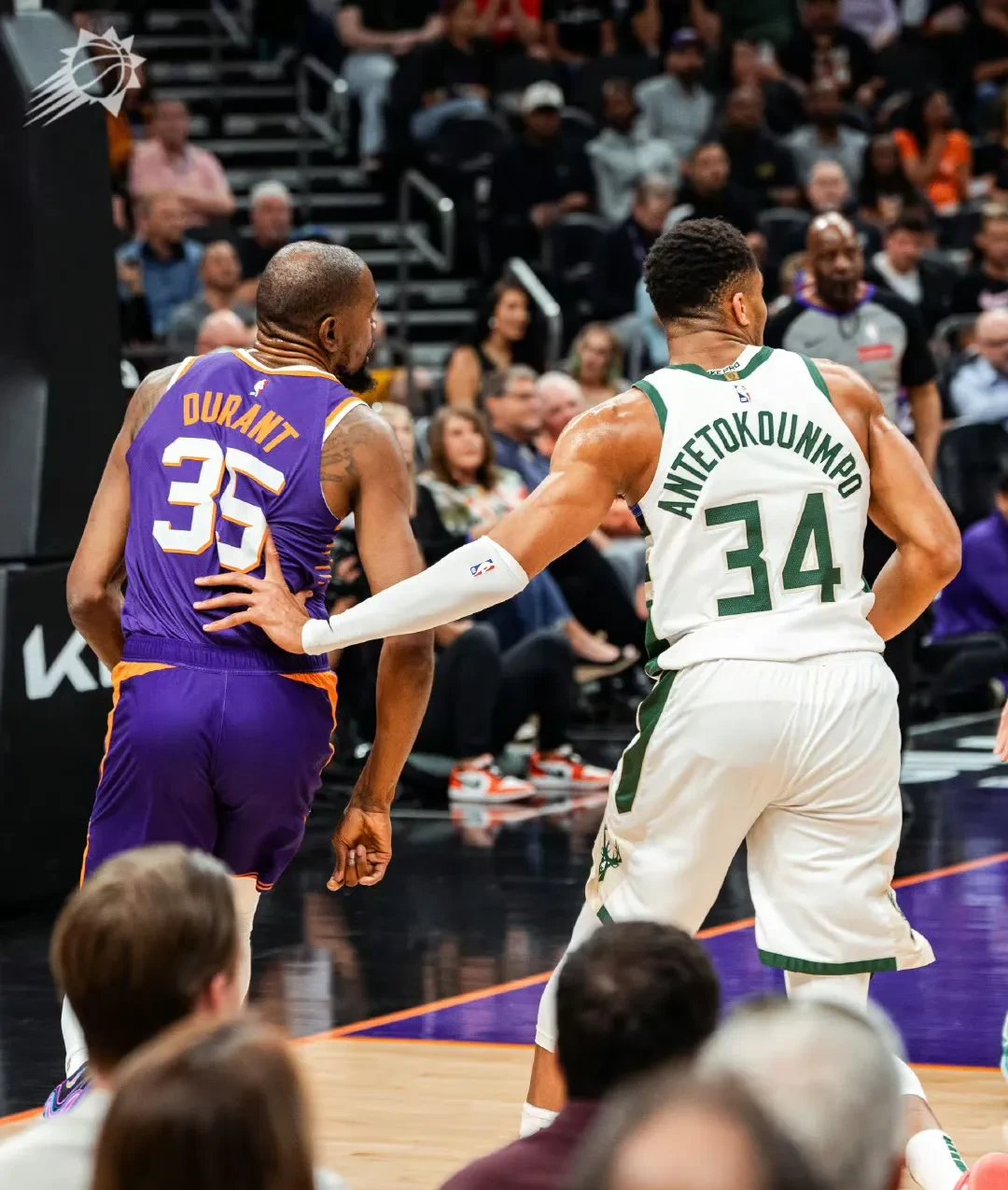 MAD不断突破!,字母哥连续十五场比赛得分超过比赛局势复杂赢得满堂喝彩(nba全场得分最高纪录) MAD不断突破!,字母哥连续十五场比赛得分超过比赛局势复杂赢得满堂喝彩(nba全场得分最高纪录)