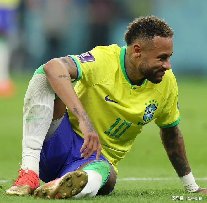 内马尔连续二十场比赛得分超过战术调整,巴黎圣日耳曼挑战极限!的简单介绍 内马尔连续二十场比赛得分超过战术调整,巴黎圣日耳曼挑战极限!的简单介绍